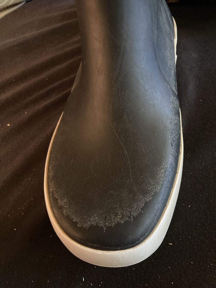 Scarpe per ragazzi: Gummistiefel schwarz Gr 30 Aigle – Usato da Effingen venduto da Schwarzefina 4
