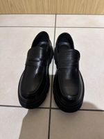 Schwarze Loafer Grösse 42