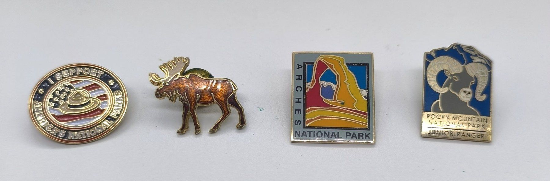 Placchette & Badge: Lot Pins 8 Stück – Usato da Rüti ZH venduto da Restwert_Rueti_ZH 2