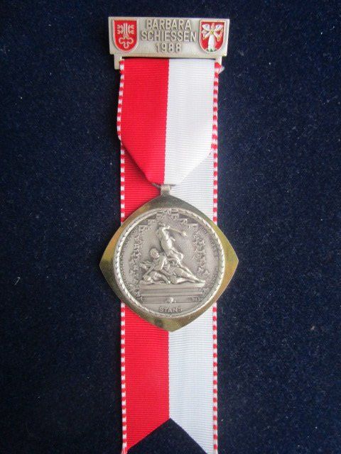 Medaglie: Barbara Schiessen Stans 1988 mit Winkelried Denkmal – Usato da Luzern venduto da Horoskop1