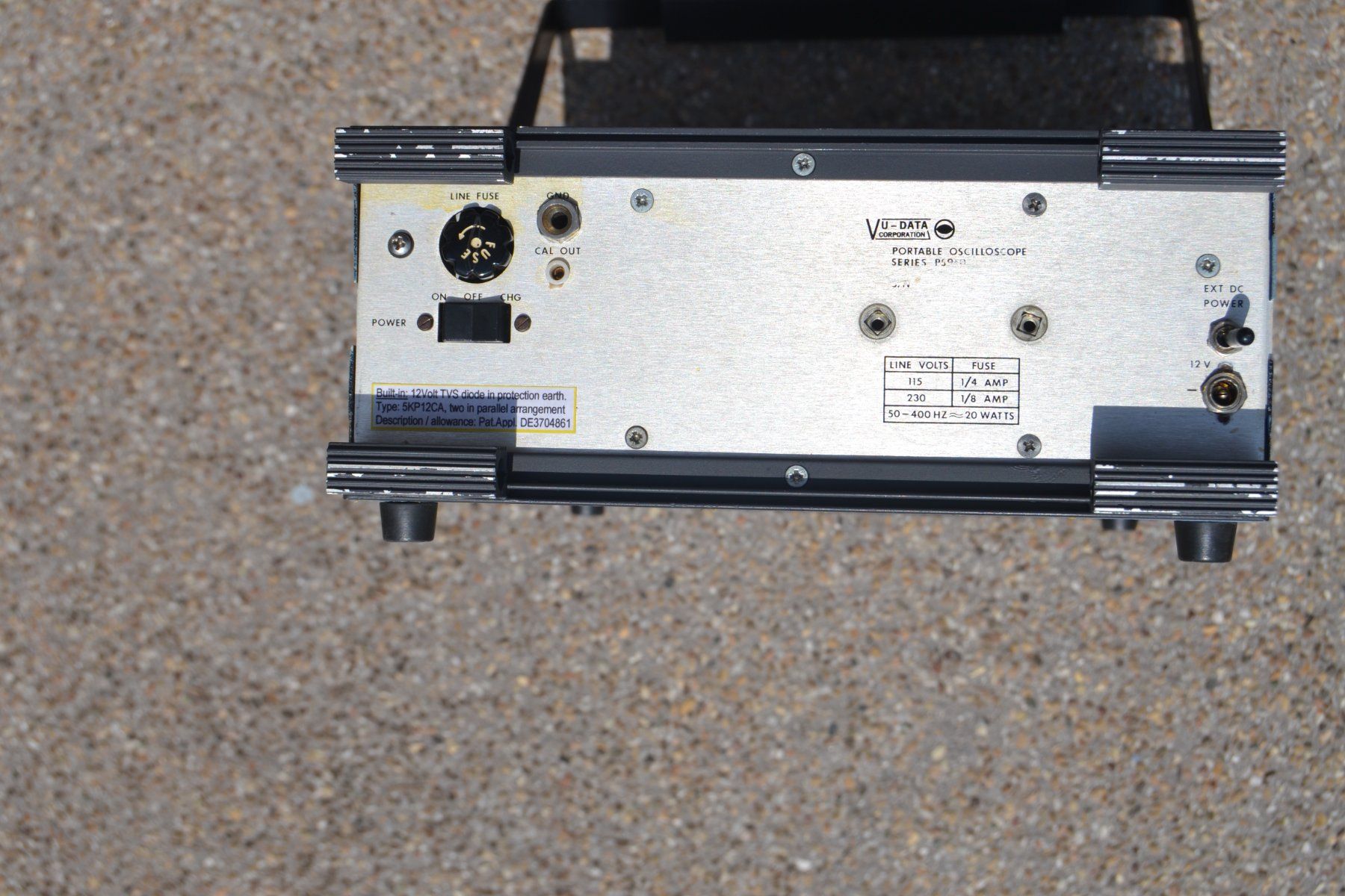 Misurare: MINI-PORTABLE Oscilloscope von Vu-Data Model PS 940  20MHz – Usato da Wil SG venduto da fanofrio 2