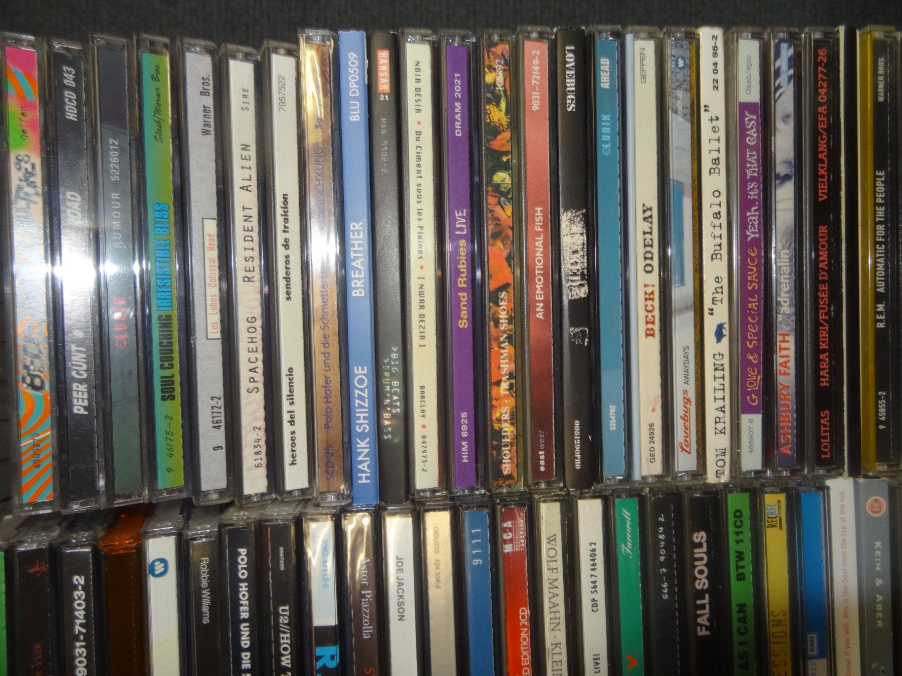 CDs: CD Sammlung 2 Aluminiumkoffer Pop , Alternative ca 150 Stück – D'occasion à luzern par musicandart 2