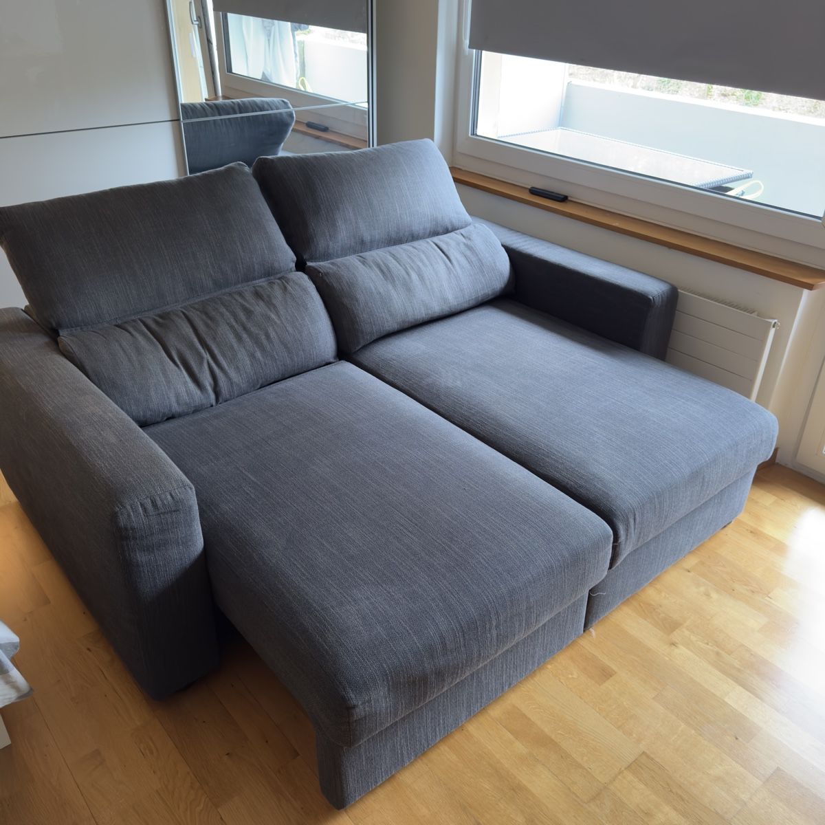 Ikea Divani: Comfy Grey Sofa with Storage - Perfect for Winter! – Usato da Kloten venduto da joa_br5b