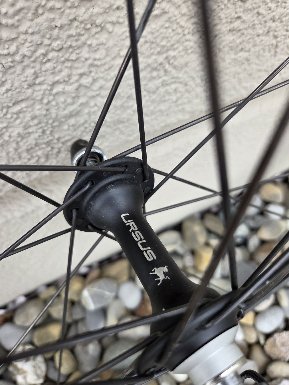 Pneumatici & Ruote complete: Ursus IZAR Radsatz – Usato da Zürich venduto da Integrator 4