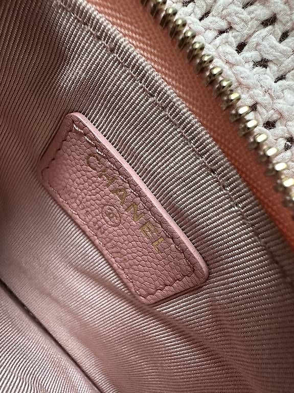 Chanel Portamonete: Chanel mini pouch – Usato da Zollikofen venduto da Bagsandproms 3