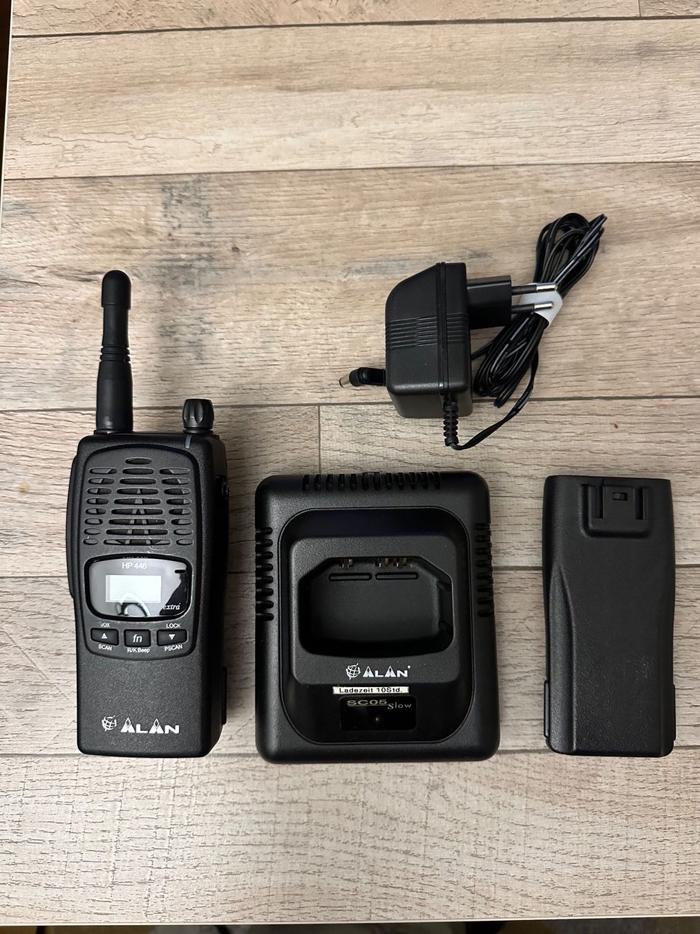 Radiocomunicazione: ALAN HP446 UHF Funkgerät – Usato da Emmenbrücke venduto da Marktonline