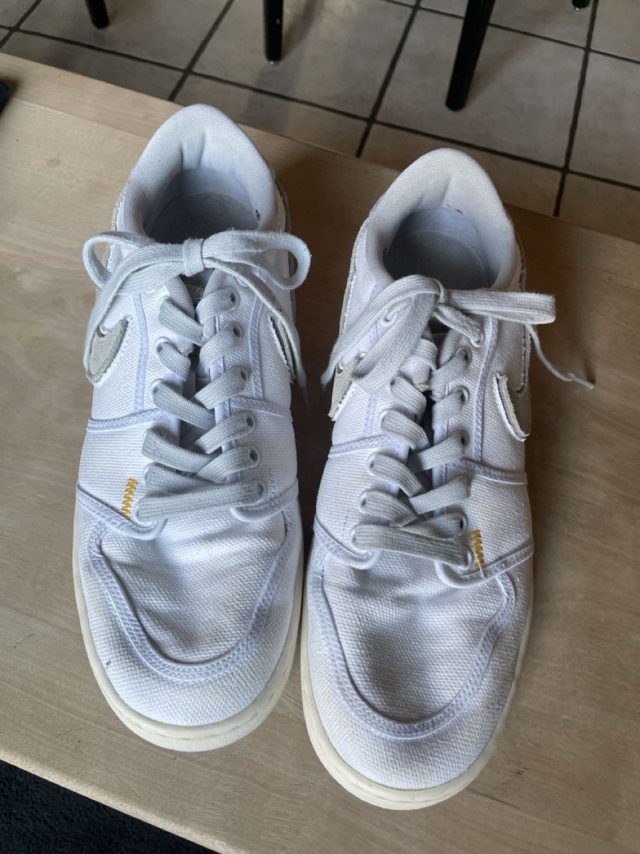 Nike Scarpe da uomo: Nike Sneaker Grösse 43 – Usato da Muttenz venduto da Fertal