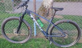 Trek Mountain Bike blue dark acceptable condition