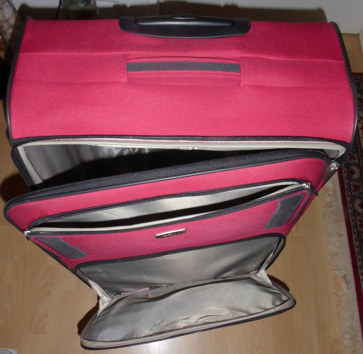 Valises de voyage: Rollenkoffer 70cm rot Titan – D'occasion à Gossau SG par oreliefredy 5