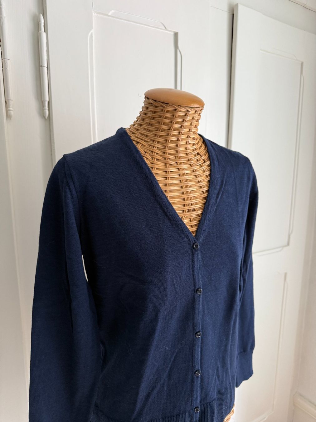 Giacche: C.C.FIFTY-FIVE - Cardigan Strickjacke dunkelblau M – Usato da Zürich venduto da Diazaio 1