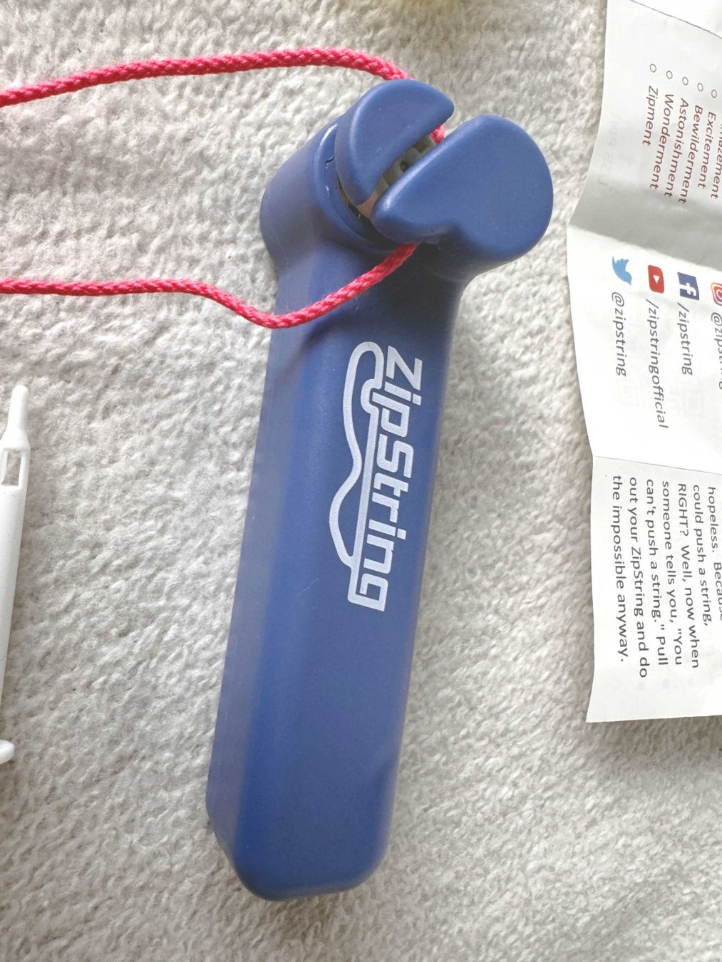 Spielzeuge: ZipString Original magic Gadget usb power – Gebraucht aus Zürich von Malco0 2
