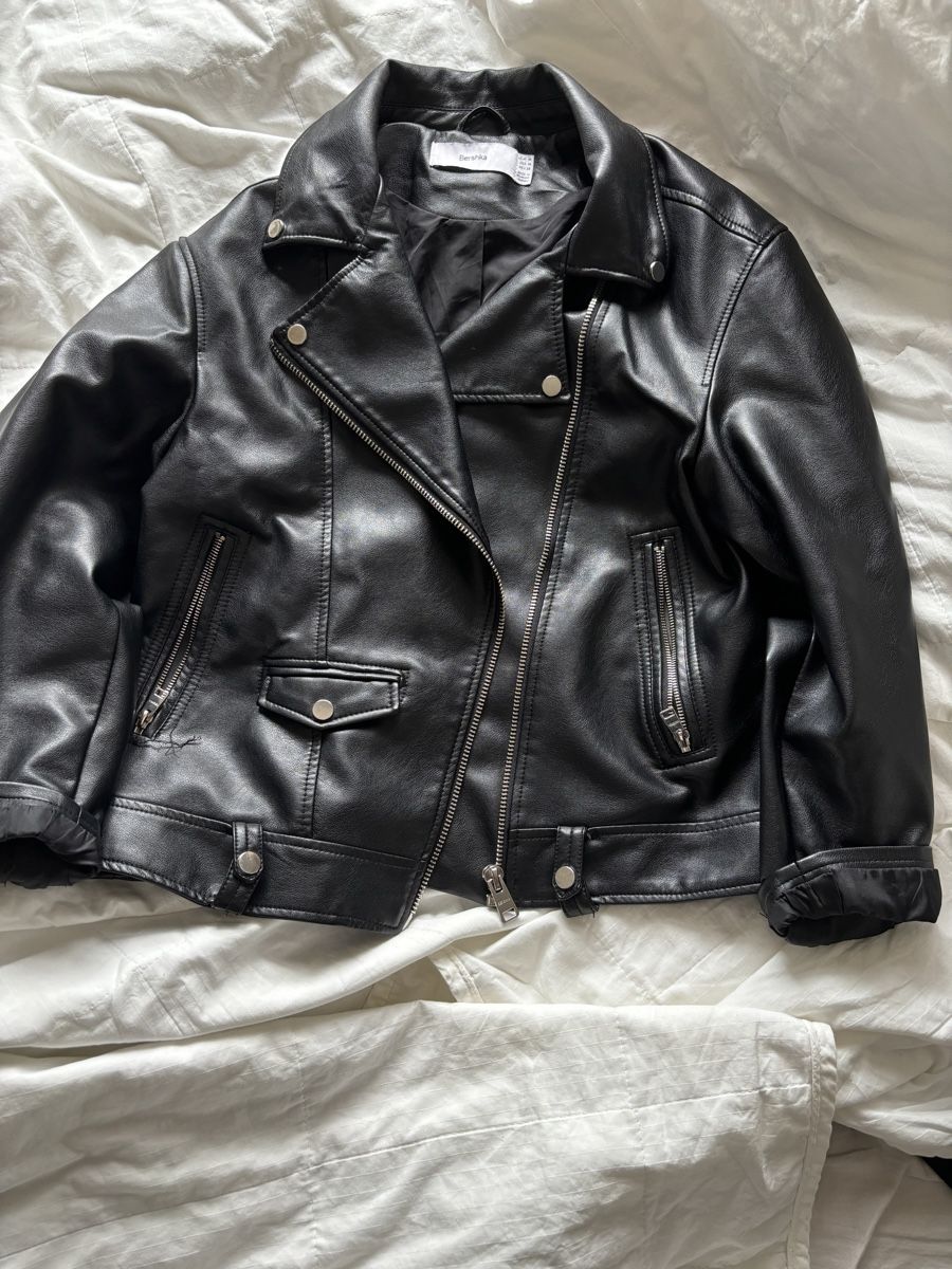 Kunstlederjacke Bershka Lederjacken Bershka Steppjacke Bershka