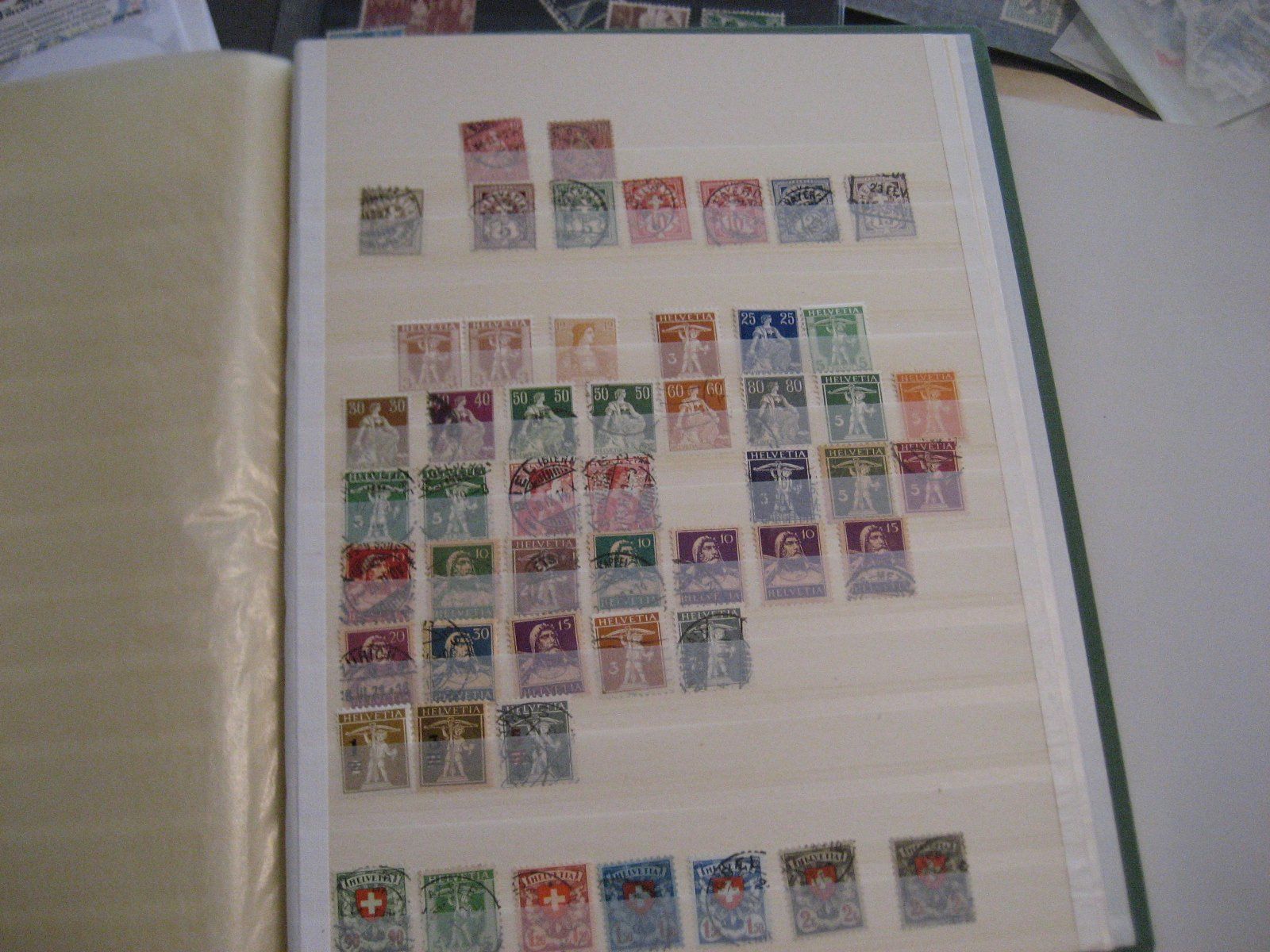 Tutti i francobolli: Schweiz Briefmarken - Restbestände, Wunderkiste!!! – Usato da Winterthur venduto da Zupogeru 8