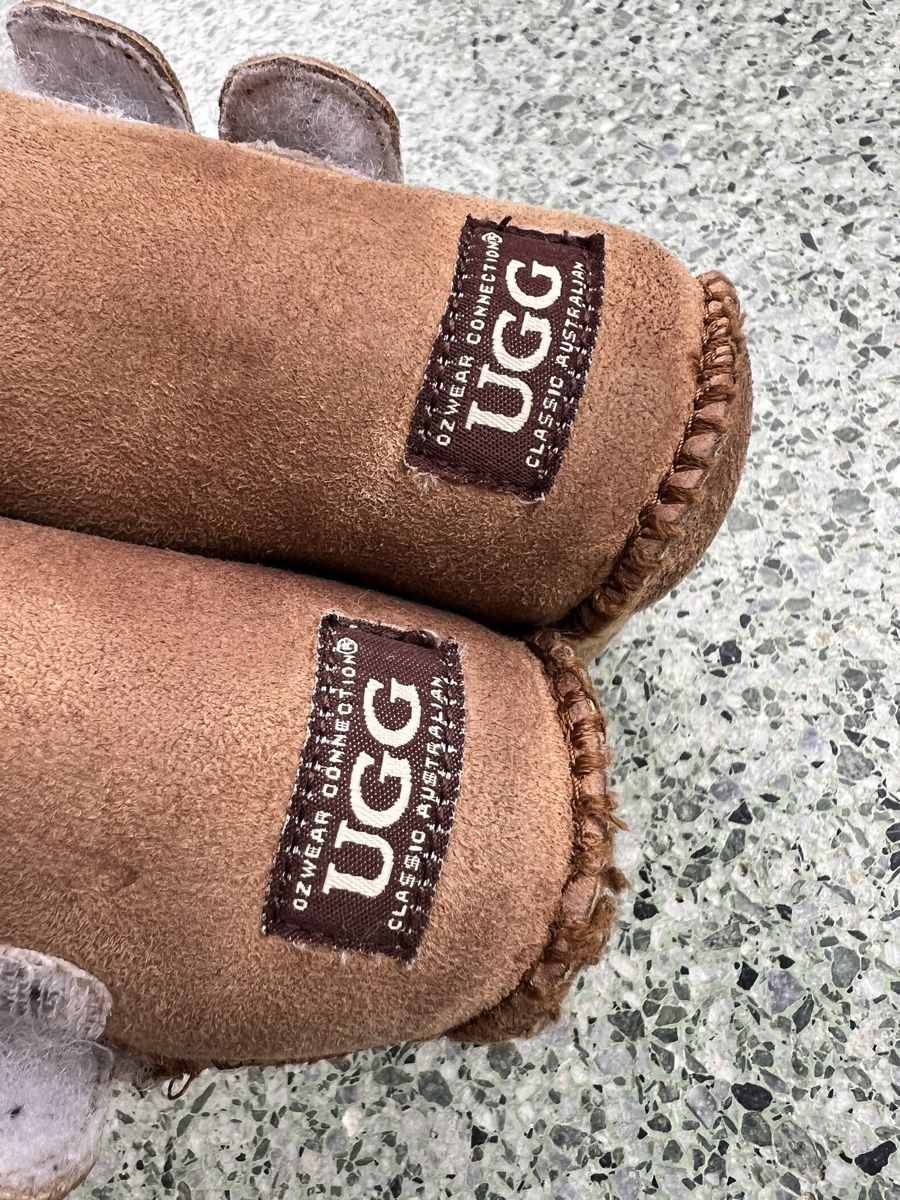 Ugg Scarpe per ragazzi: UGG Baby 1 - 2 Jahre – Usato da Bern venduto da Leppi2 2