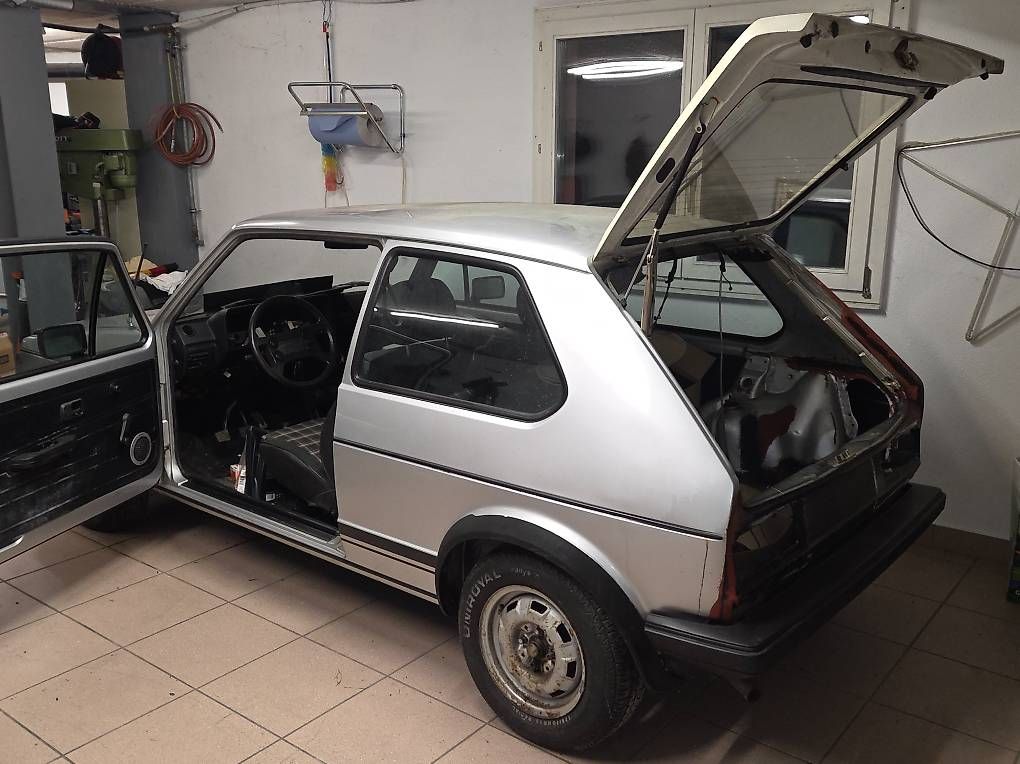VW Automobili: VW Golf 1 GTI 1.6 1980 – Usato da loveresse venduto da Sam100695 2