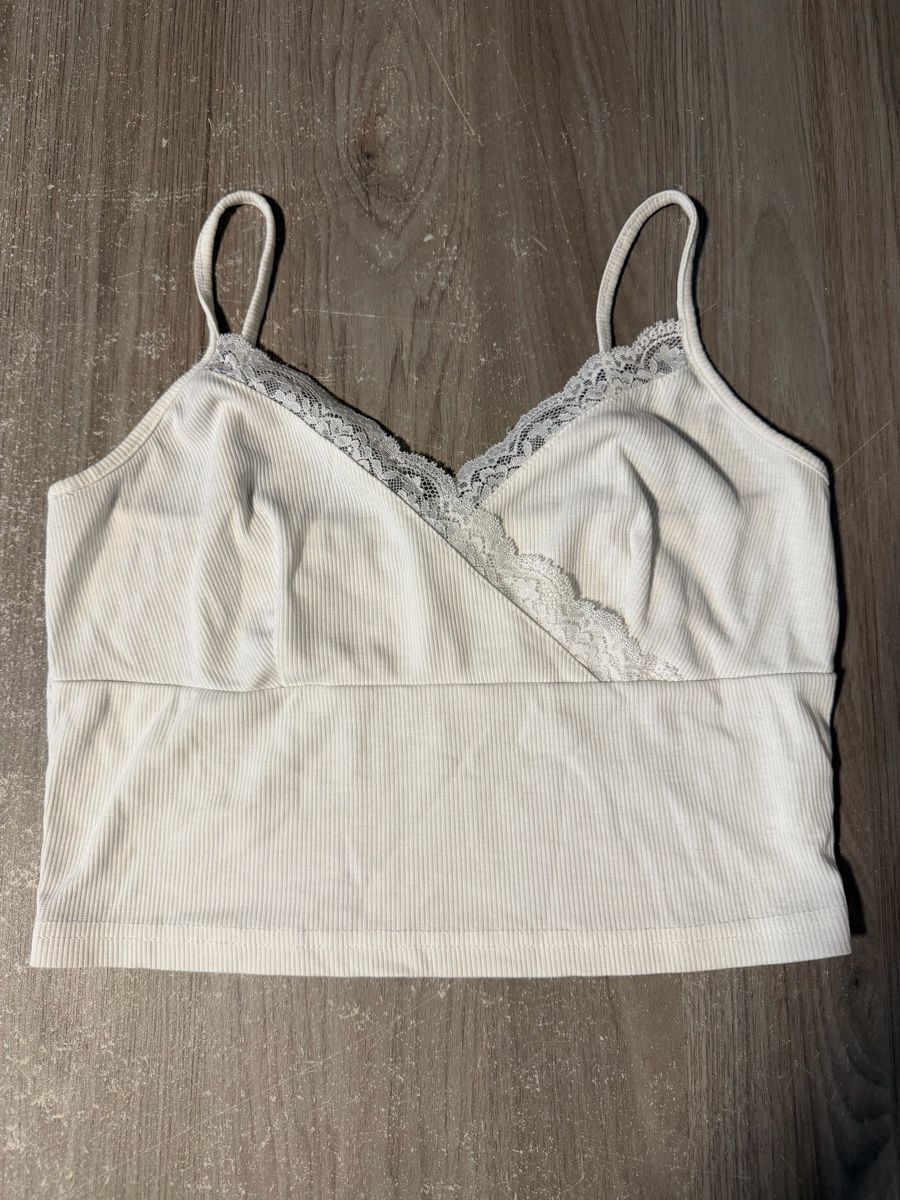 Shein Top: Shein Spitze Top Weiß Größe S  – Usato da Galmiz venduto da Sharonlecchi