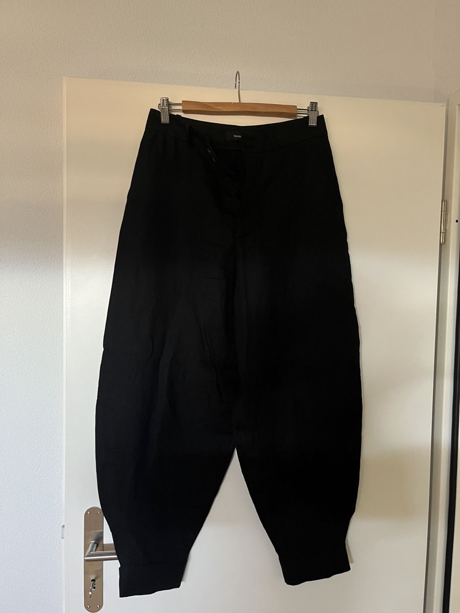 Massimo Dutti Hosen: Damen Hose schwarz Grösse 34 Massimo Dutti – Neu (gemäss Beschreibung) aus Bözberg von Vally_Free