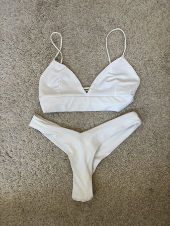 Costume bianco 