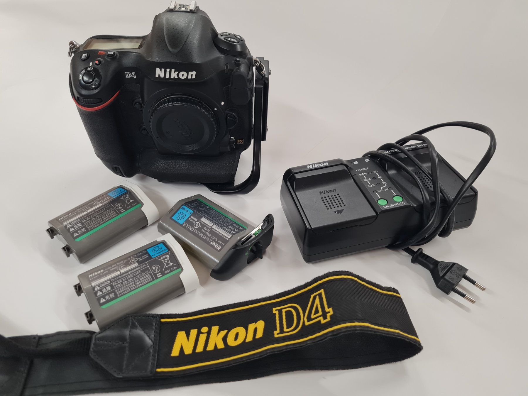 Nikon Kamera: Nikon D4 – Gebraucht aus Blumenstein von Funicorn 4