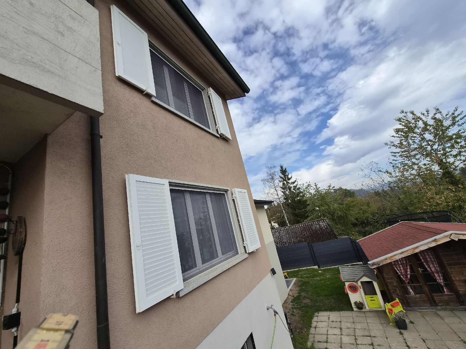Volets: Alu Fensterläden – D'occasion à Leuggern par MonaM90