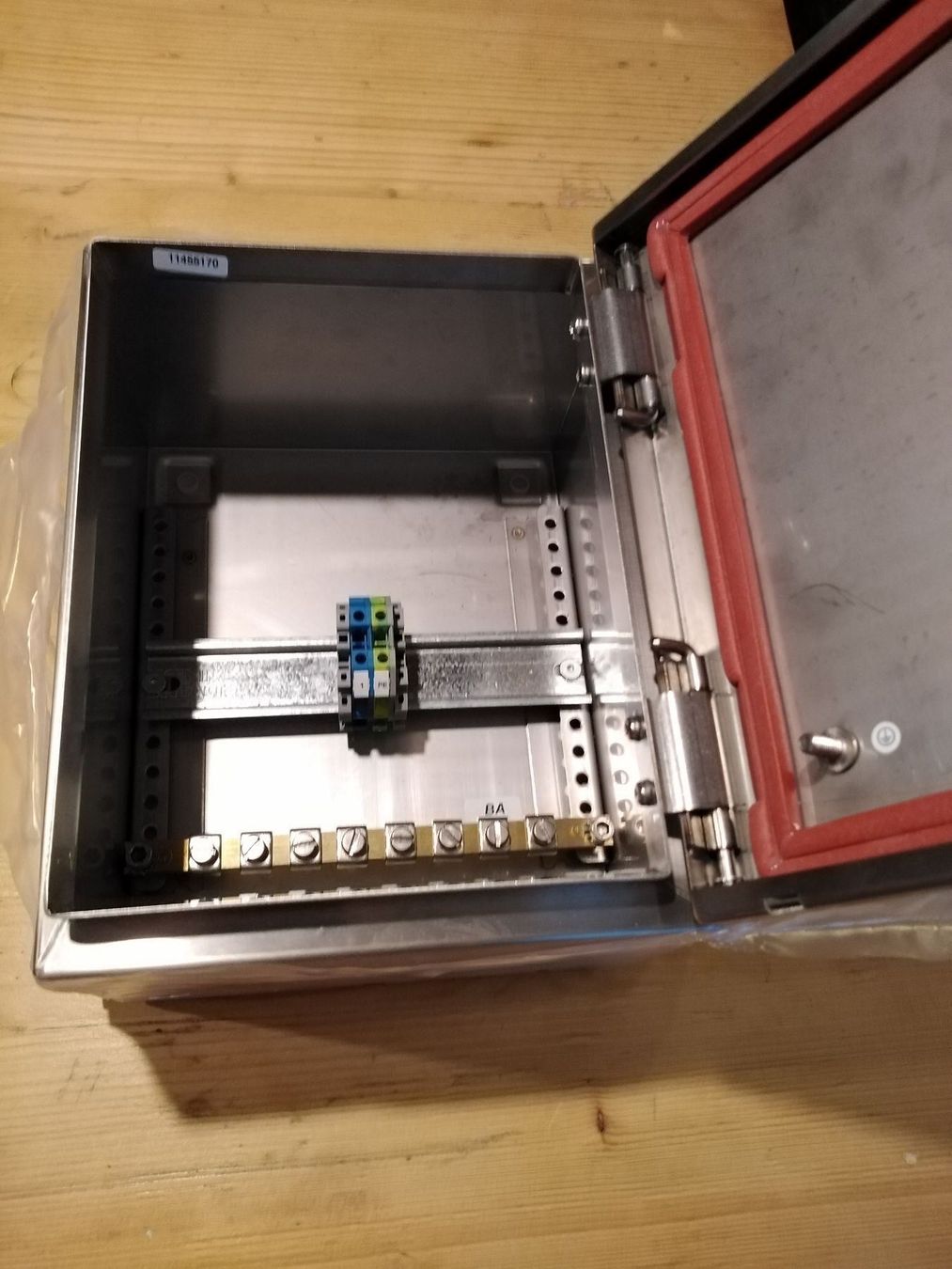 Altro per la casa: Boîte electrique inox – Nuovo (secondo la descrizione) da Bussy FR venduto da 023 1