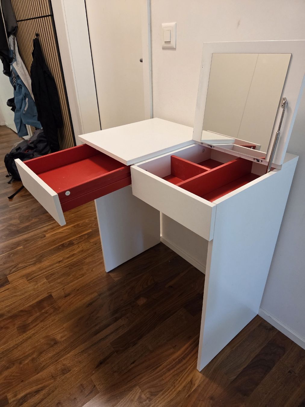 Ikea Schminktische: schminktischli – Gebraucht aus Luzern von cantaloop8232 1