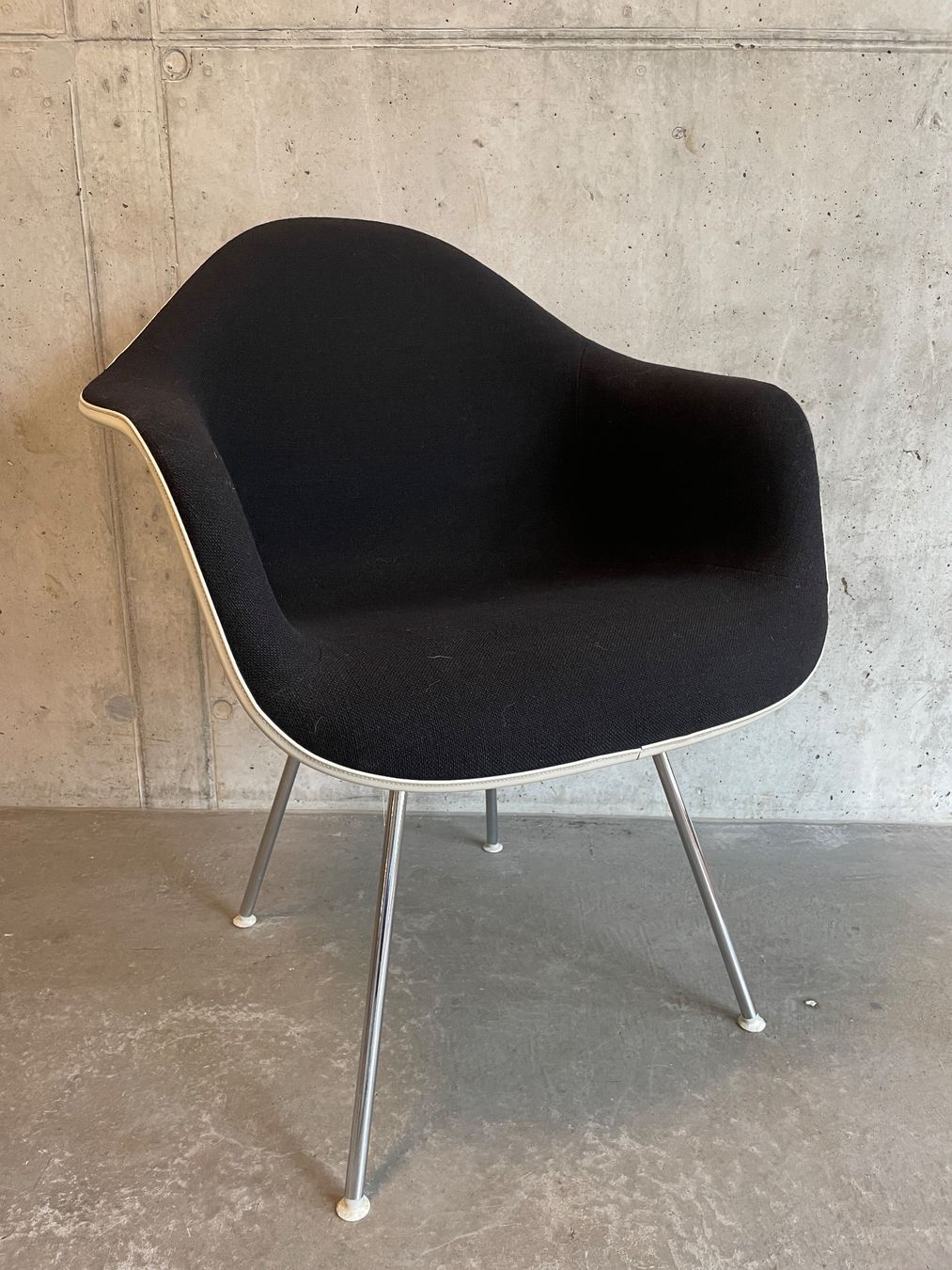 Sedie: Armchair DAX Eames Herman Miller Vitra – Usato da Zürich venduto da starch.studio 1