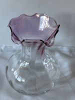 Elegante bauchige Glasvase lila Rand ca. 15cm Höhe