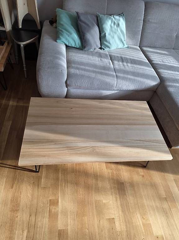 Tische: Massivholz Eschen Tisch – Gebraucht aus Oberglatt ZH von andrin7777