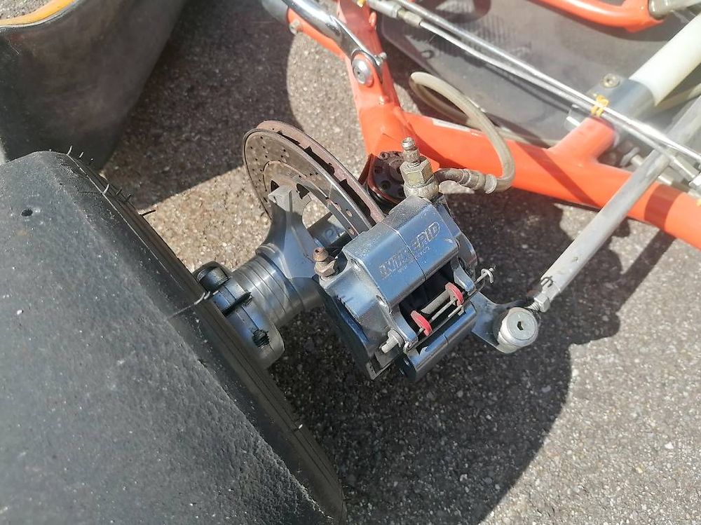 Go-Kart: Kart, Schaltkart, 125ccm, 40PS, Schaltwippen – Usato da Altstätten SG venduto da val_9qyg 2