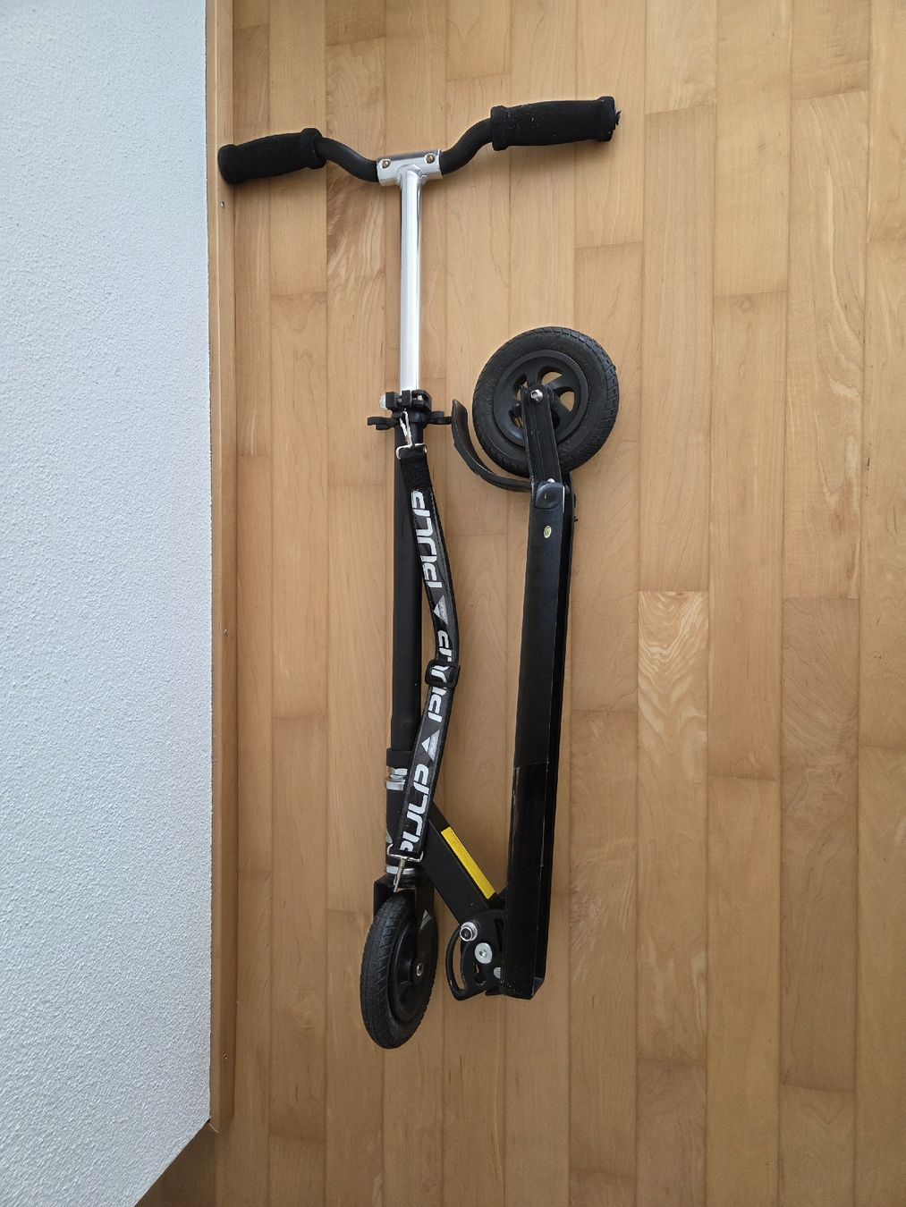Kickboard: PULP Tretroller, Trottinet – Defekt aus Stans von chessy. 2
