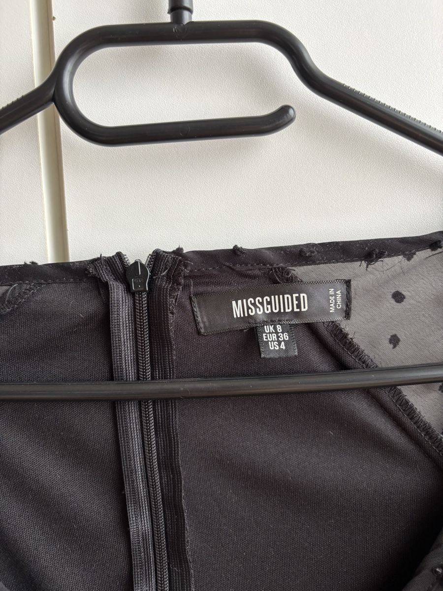Robes: Elegantes Kleid Missguided – D'occasion à Zürich par alessia.s 2