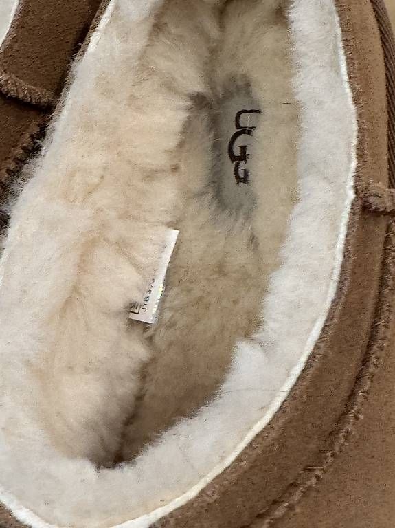 Ugg Scarpe da donna: Neue UGG Micro Chestnut US 9 40/40.5 – Usato da Baar venduto da chikikid 3