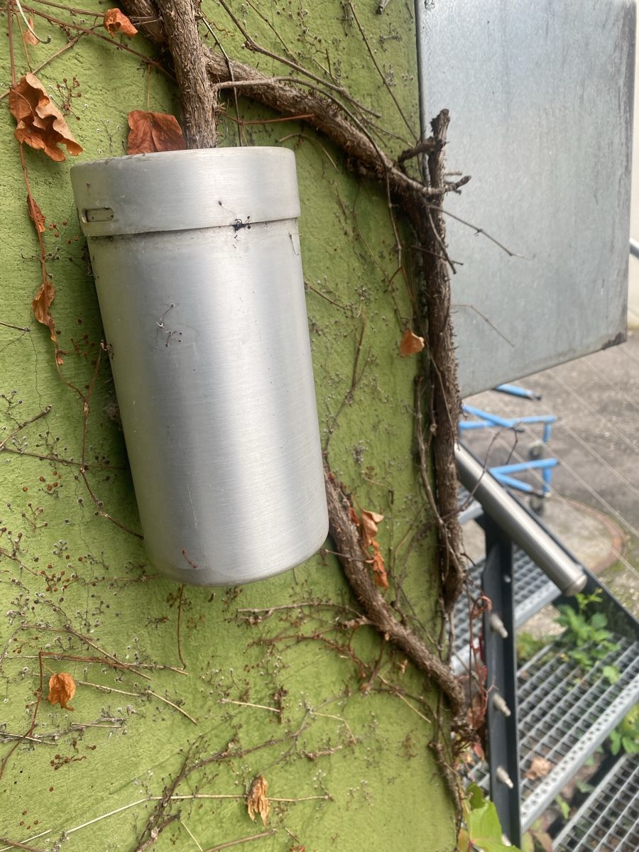 Portacenere: Aschenbecher Outdoor – Usato da Ettingen venduto da inf_vhc7 1