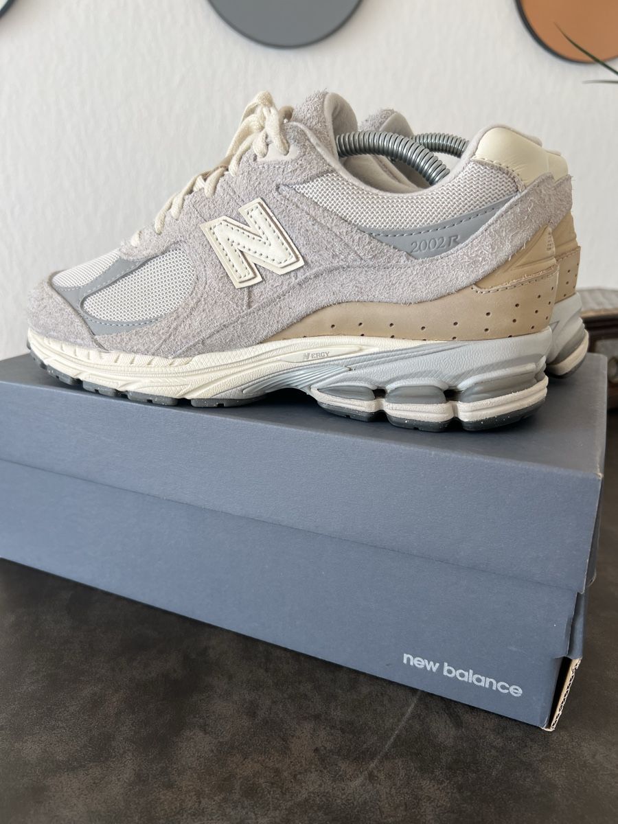 New Balance Herrenschuhe: New Balance 2002R Protection Pack Gris – Gebraucht aus Pully von Afagone 6