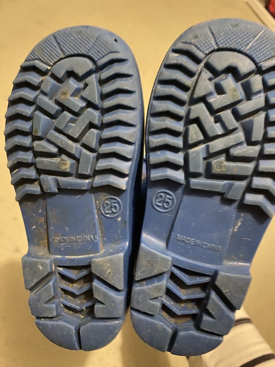 Schuhe für Jungen: bottes de pluie t.25 – Gebraucht aus Versoix von av_q1290 3