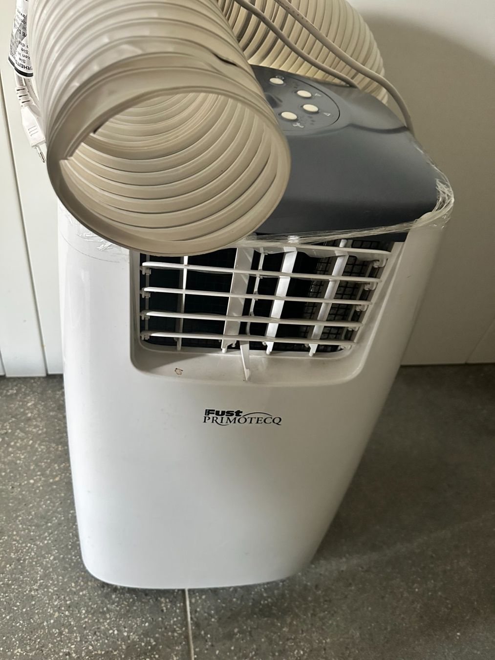 Primotecq Condizionatori: Fust PRIMOTECQ Air cooler heater bought for 580CHF – Usato da Genève venduto da Mycollection 3