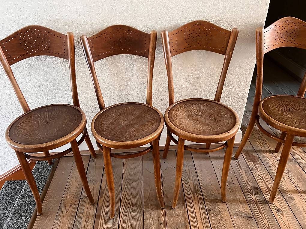 Stühle: Horgen-Glarus Beizenstühle  – Gebraucht aus Horgen von braids3