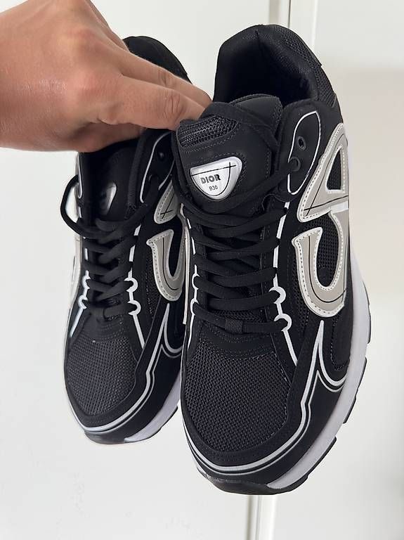 Herrenschuhe: Sneaker – Neu (gemäss Beschreibung) aus Wettingen von nik_22w8 1