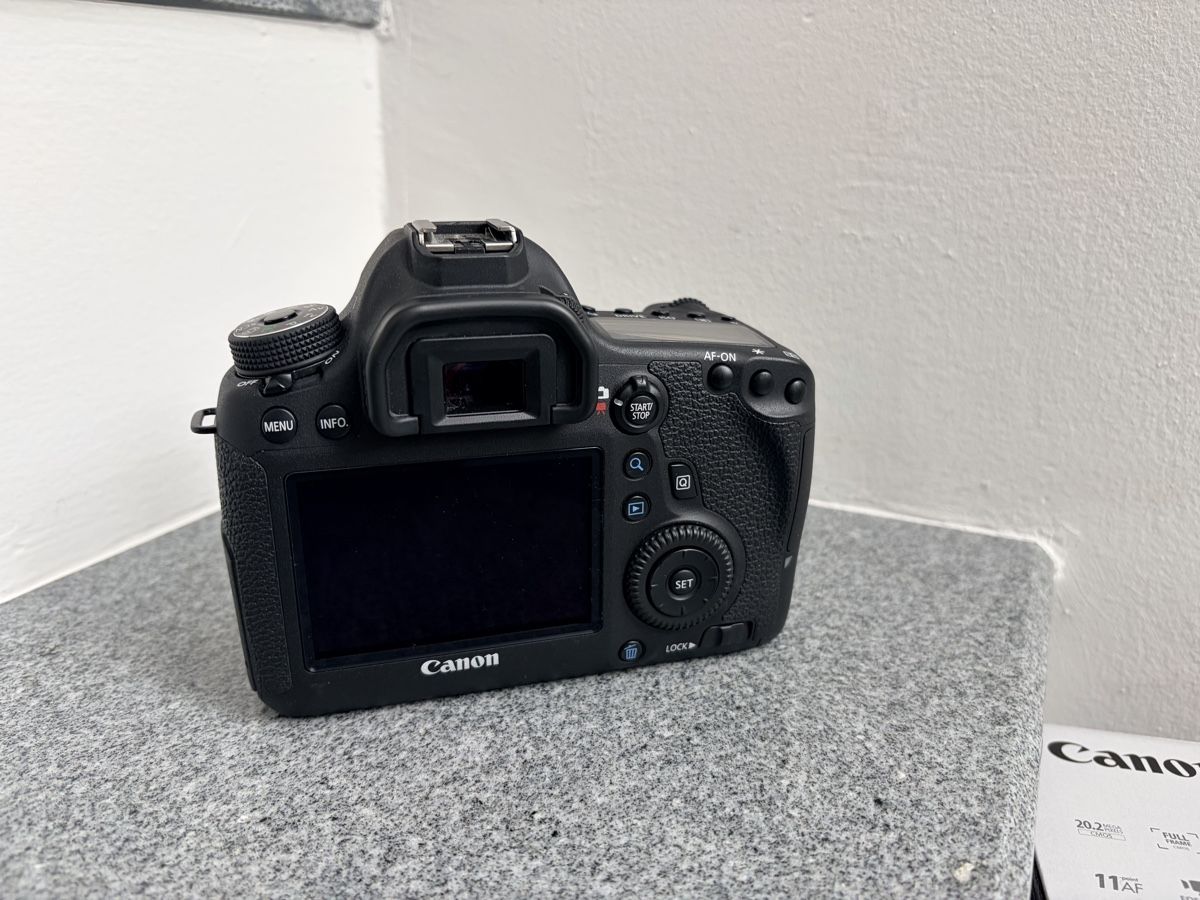 Canon Fotocamera: Canon Kamerabody, EOS 6D – Usato da Gutenswil venduto da Naehlaelae 2
