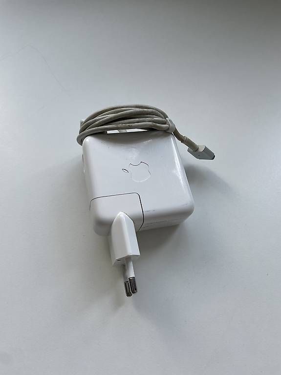 Notebook: Macbook Air early 2015 – Usato da Bern venduto da raphael.jacobi 4