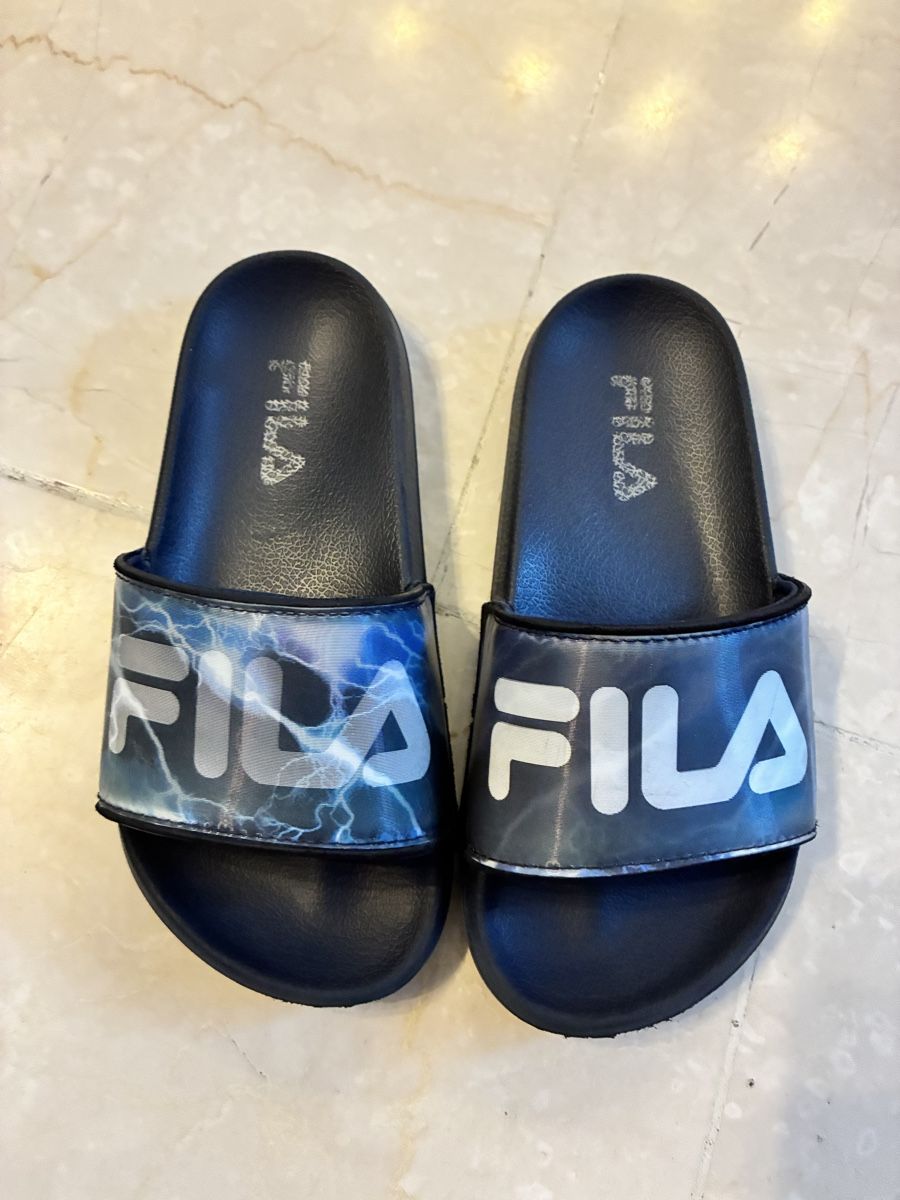 Fila Scarpe per ragazzi: Fila Badeschuhe / Schlappen, Gr. 31 – Usato da Münchenstein venduto da pricehouse