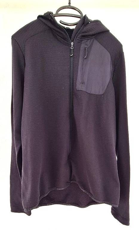 Giacche: Midlayer donna con cappuccio ? taglia L – Usato da Cabbio venduto da Joker_Bane