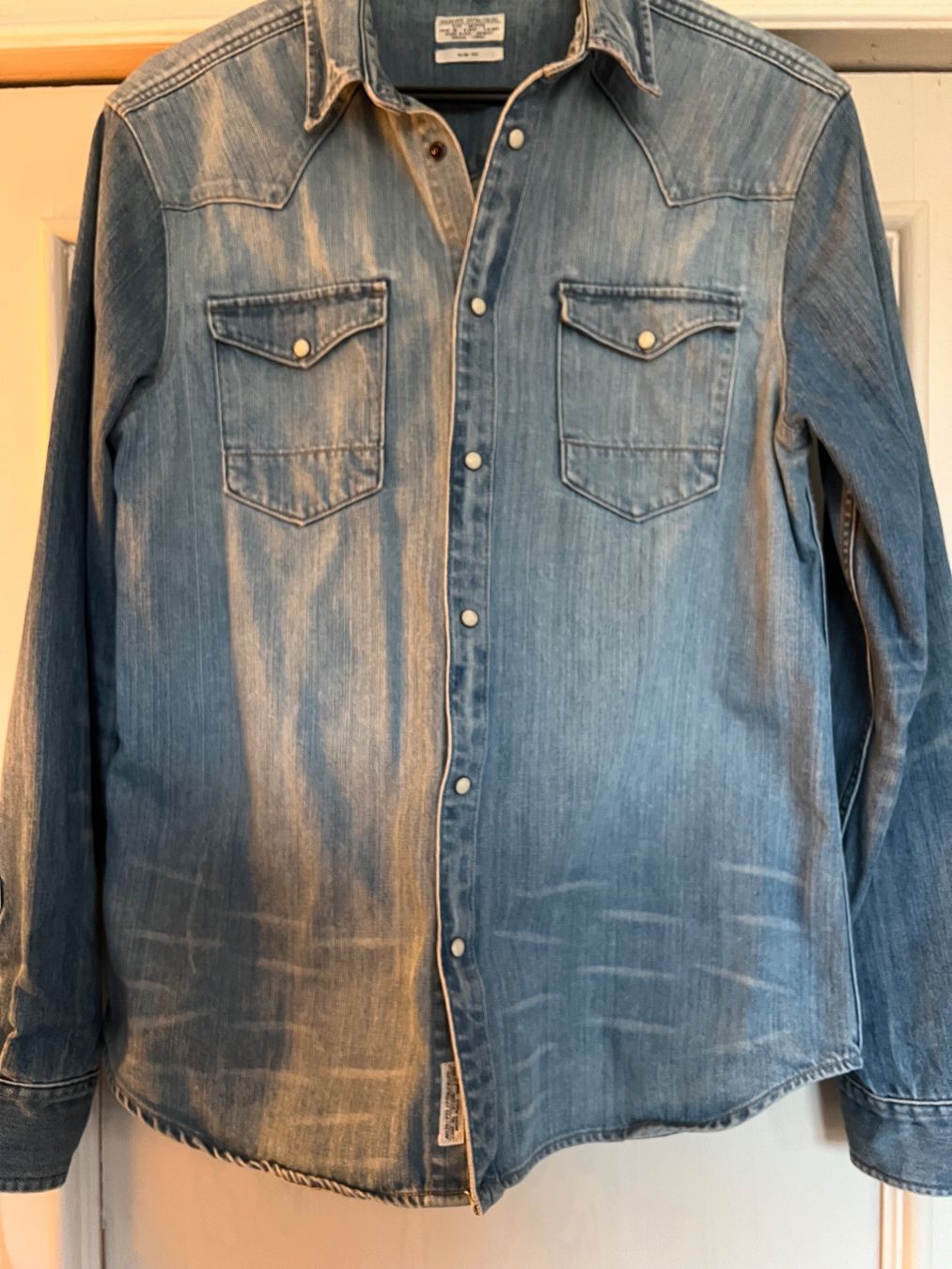 Allsaints Hemden: All Saints Denim Hemd, Slim Fit, Grösse M. – Neu (gemäss Beschreibung) aus Biel/Bienne von Girasole232 6