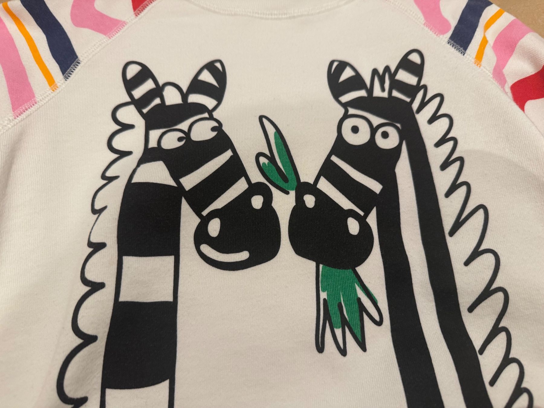 Maglioni & Felpe: Stella McCartney süsser Zebra Pulli, 7-8J 122-128 – Usato da Klingnau venduto da Markus14 1