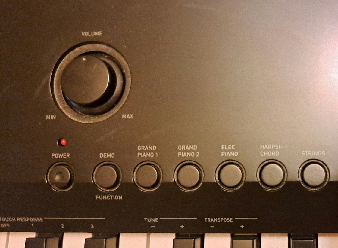 Casio Musikinstrumente: RÉSERVÉ, EN ATTENTE DE CONCLUSION Casio CDP-120 – Gebraucht aus Areuse von Areuse2015 1