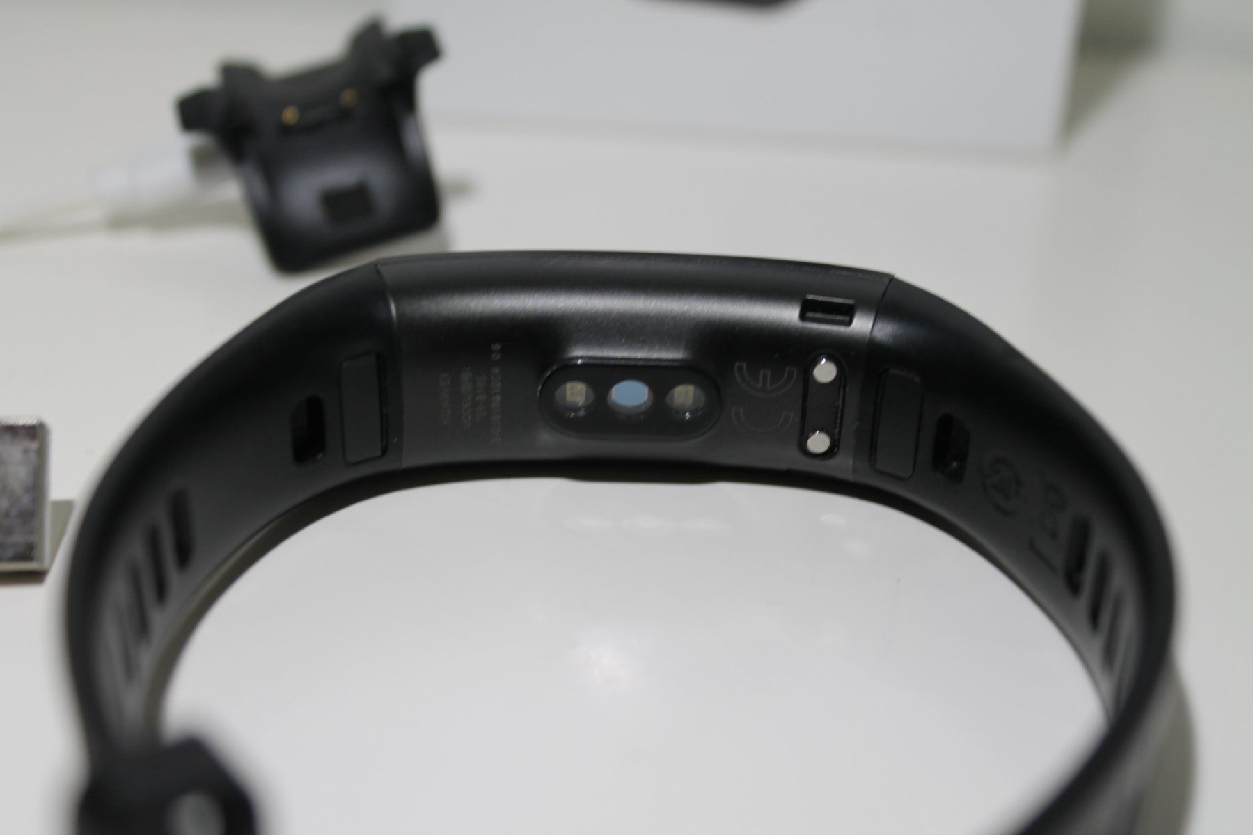Huawei Smartwatch: Huawei Band 4 Pro 19 mm – Usato da Basel venduto da David25 5