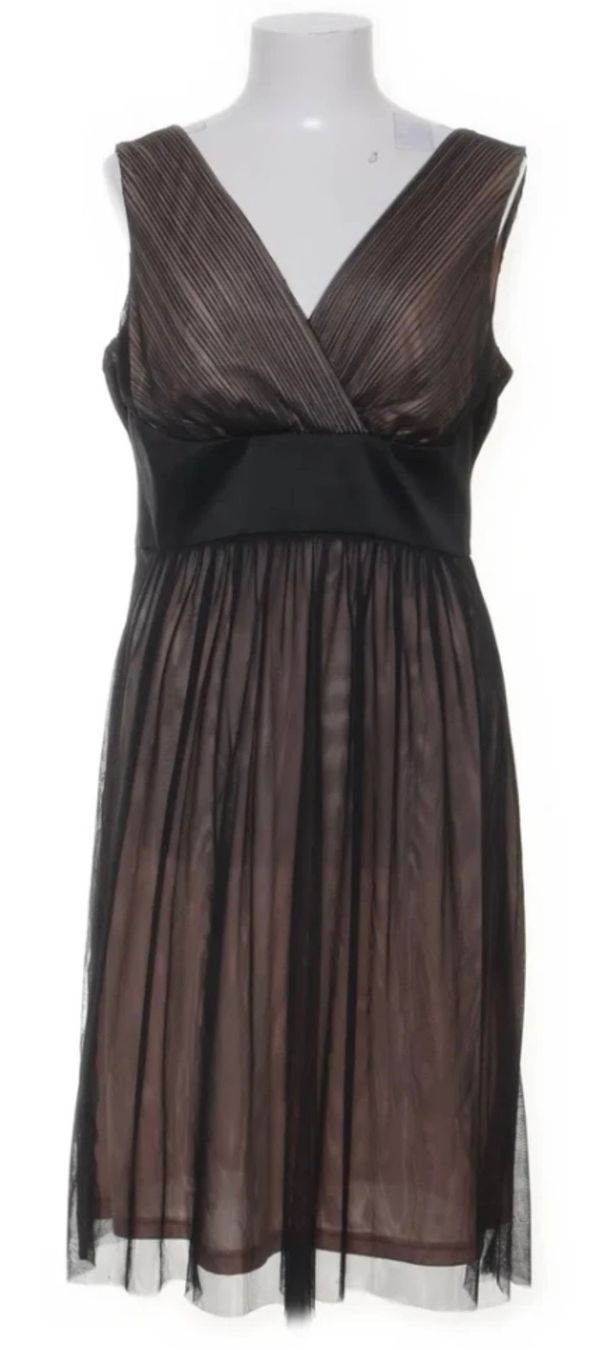 Esprit Vestiti: Robe Esprit  t. 36 – Usato da Peseux venduto da Gilloss