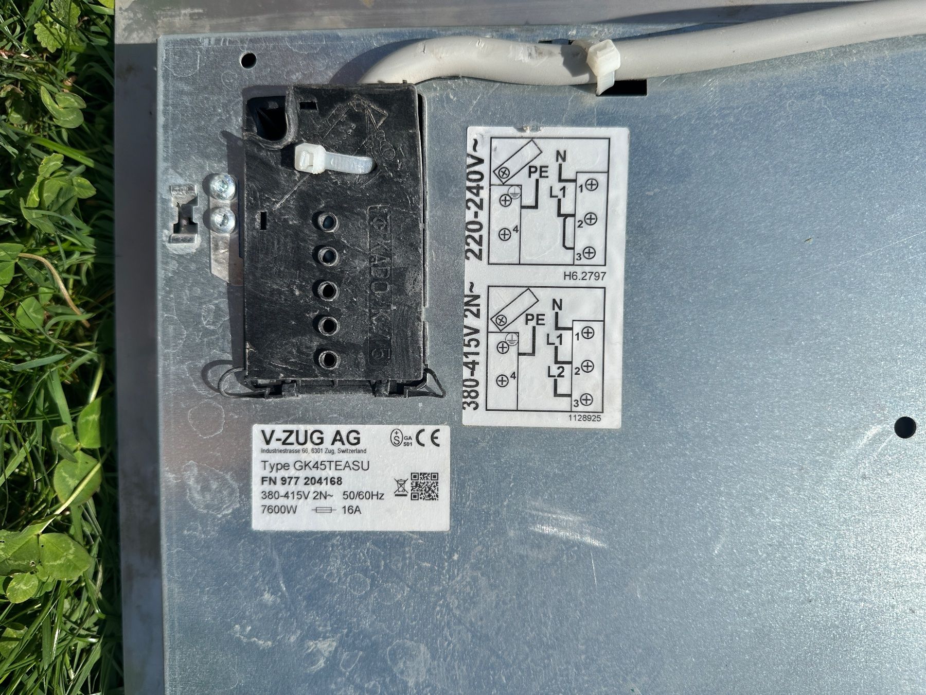 V-Zug Cucine: V-Zug Kochfeld Glaskeramik – Usato da Bonstetten venduto da kaiser_a 2