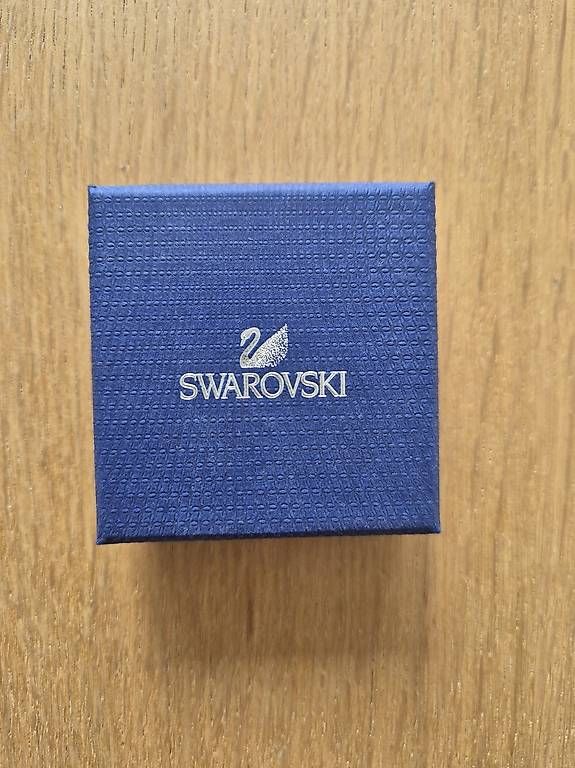 Catenine: Swarovski Halskette mit Anhänger – Usato da Liebefeld venduto da lor_8d7v 3